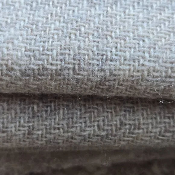 NWOT Cashmere Woven Lightweight Tan/Grey Scarf - Picture 11 of 11